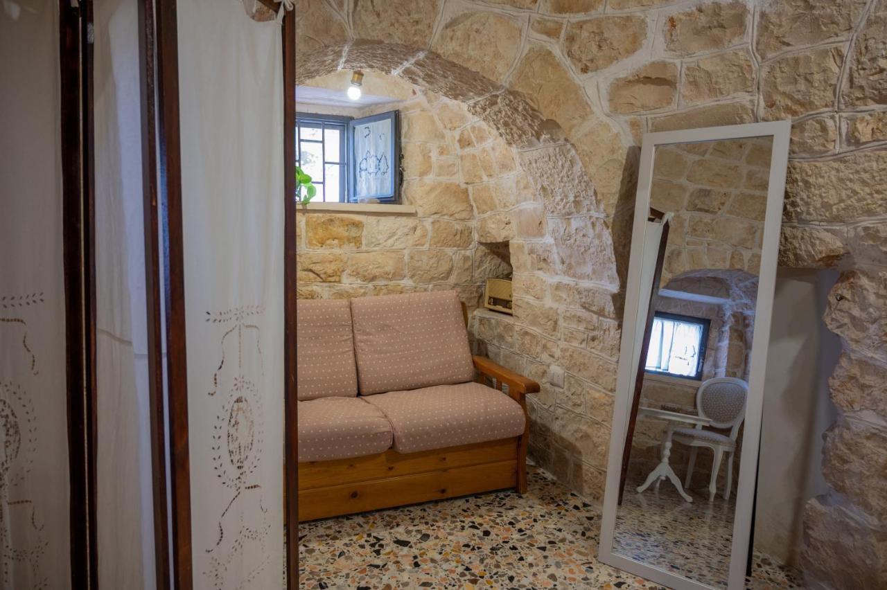マルティナ・フランカ Trullo Monticelloヴィラ エクステリア 写真